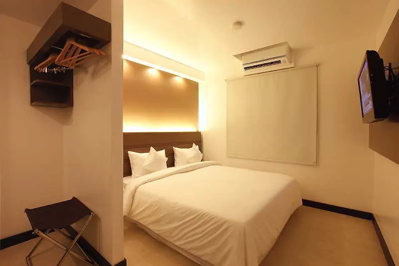 Clover City Center Plus Hotel Yangon