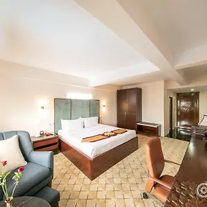 City Hotel Yangon Yangón