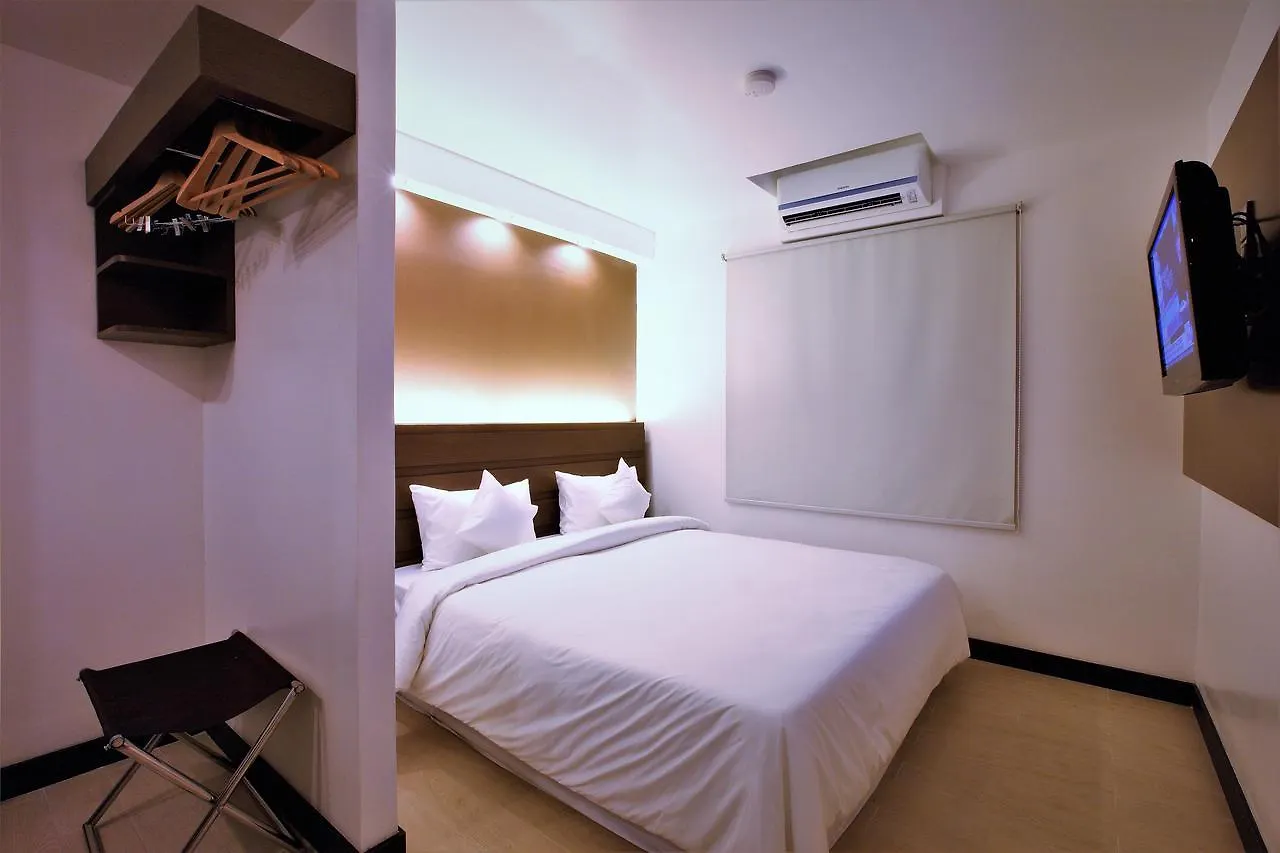 Clover City Center Plus Hotel Rangum Myanmar