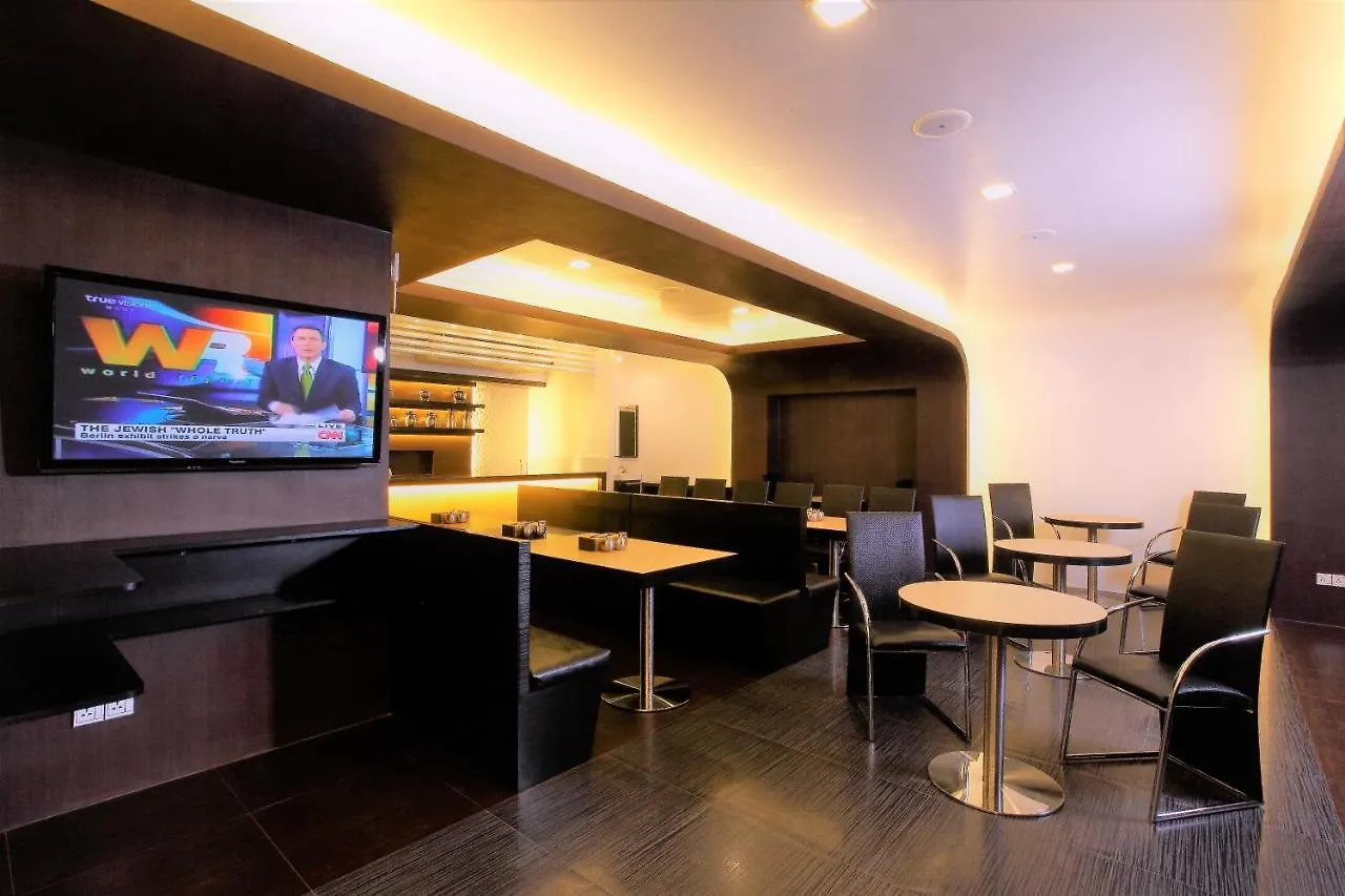 Clover City Center Plus Hotel Rangum